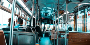 Attacco con coltello su un autobus ad Anversa: un morto e due feriti