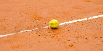 Roland Garros: Alcaraz batte Sinner al termine di una finale epica