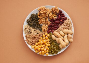 Legumi, super alleati della dieta: quanti mangiarne, benefici e controindicazioni